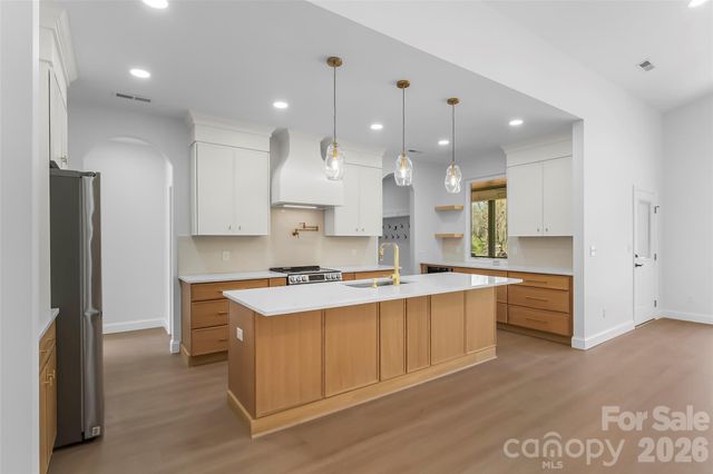 2714 Sides Avenue, Connelly Springs, NC 28612