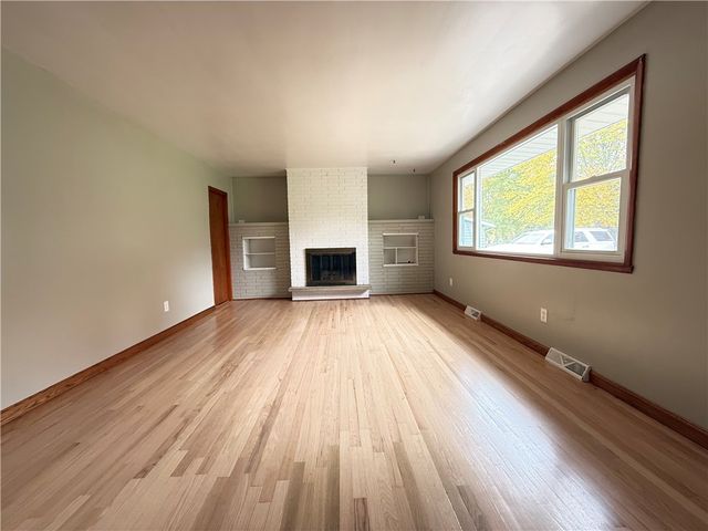 3575 Pleasant Drive, Hermitage, PA 16148