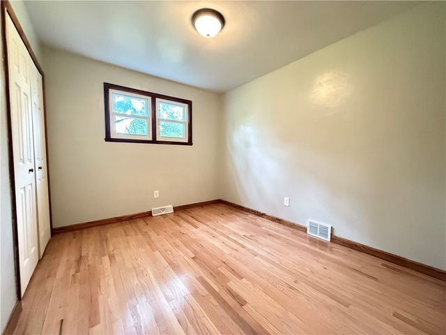 3575 Pleasant Drive, Hermitage, PA 16148