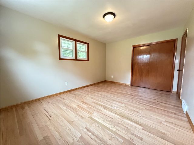 3575 Pleasant Drive, Hermitage, PA 16148