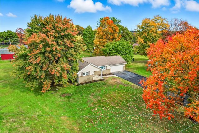3575 Pleasant Drive, Hermitage, PA 16148