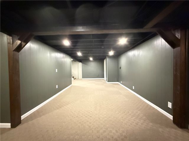 3575 Pleasant Drive, Hermitage, PA 16148