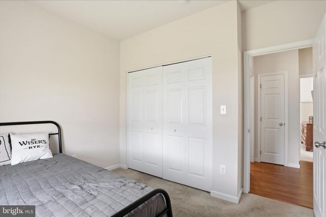 457 AMBASSADOR PL, Chambersburg, PA 17202