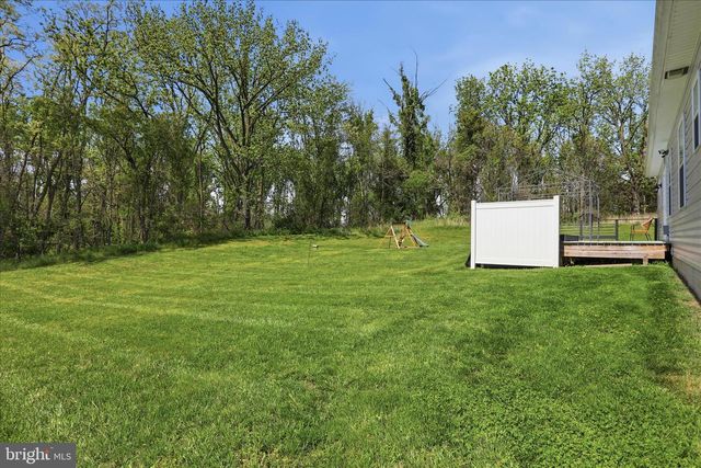 457 AMBASSADOR PL, Chambersburg, PA 17202