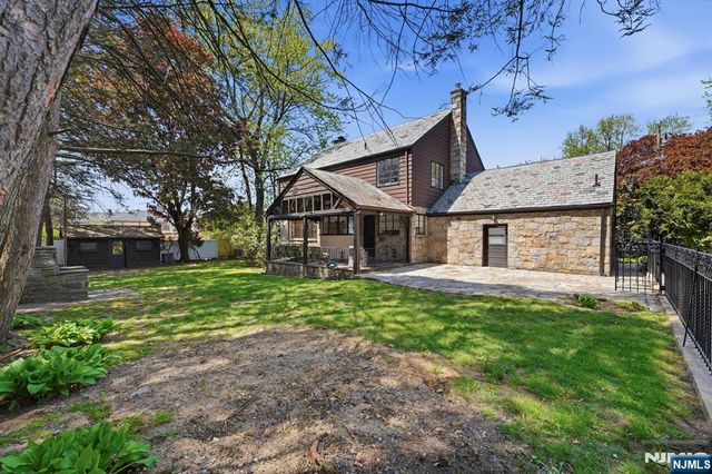 14 Elmwood Terrace, Elmwood Park, NJ 07407