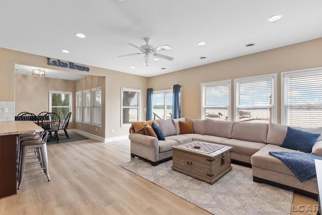 10950 W Ferndale Drive, Manitou Beach, MI 49253