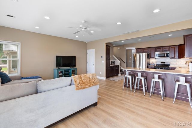 10950 W Ferndale Drive, Manitou Beach, MI 49253