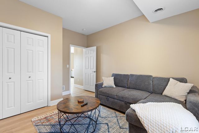 10950 W Ferndale Drive, Manitou Beach, MI 49253