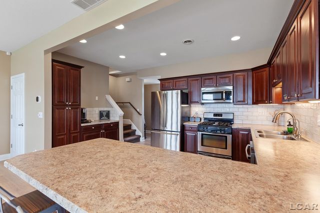 10950 W Ferndale Drive, Manitou Beach, MI 49253