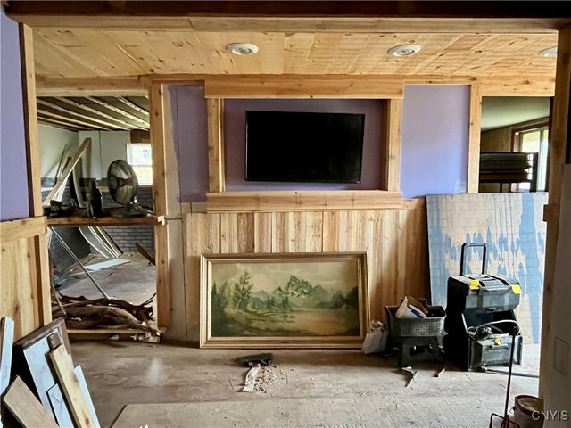 1261 Stickles Lane, Conquest, NY 13140