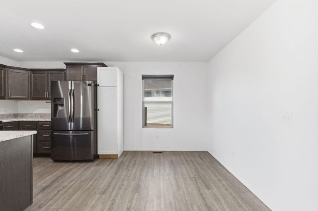 288 W Picardy Street, Republic, MO 65738