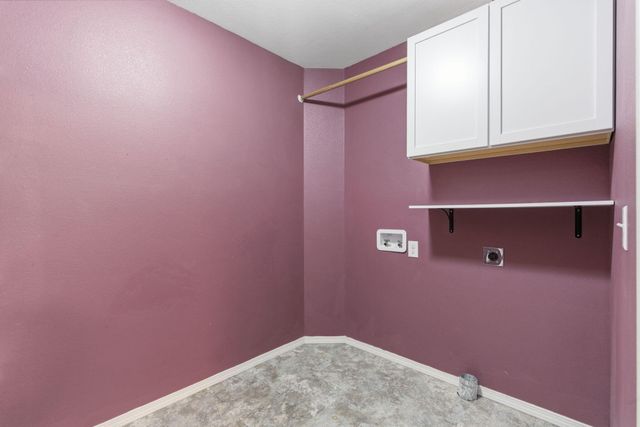 288 W Picardy Street, Republic, MO 65738