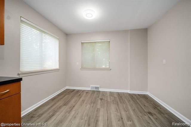4912 S Clunbury Road, West Bloomfield, MI 48322