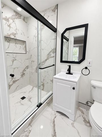 4912 S Clunbury Road, West Bloomfield, MI 48322