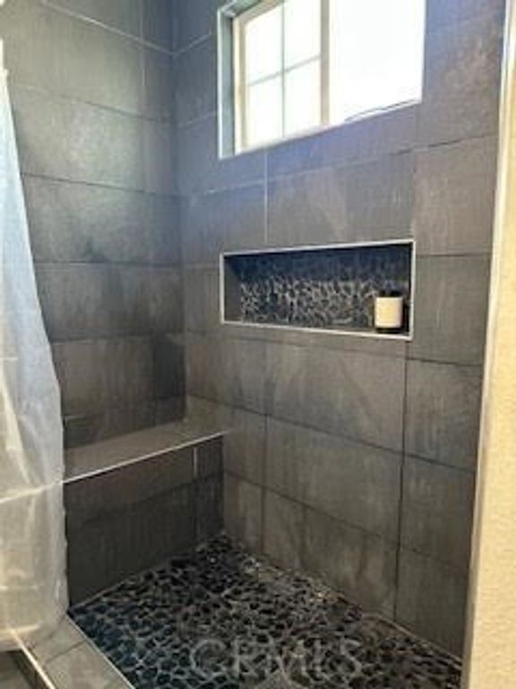 Image 19 of property listing at 2053 W 75th, Los Angeles, CA 90047