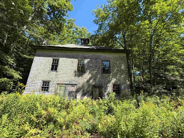 1860 Presidential Highway, Jefferson, NH 03583