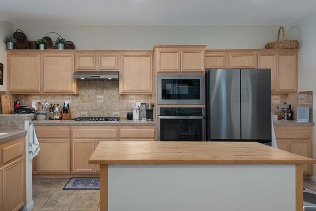 64172 Yosemite Lane, Desert Hot Springs, CA 92240
