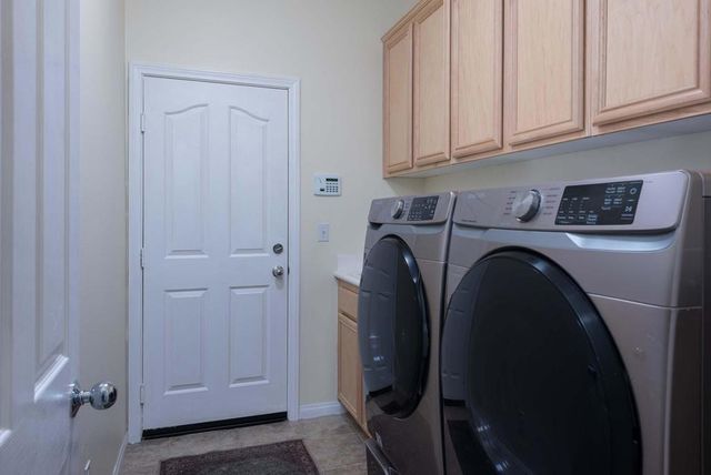 64172 Yosemite Lane, Desert Hot Springs, CA 92240