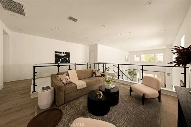 20601 W Overlook Court, Porter Ranch, CA 91326