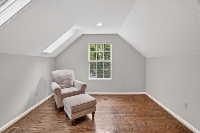 9 Grover Ln, Foxboro, MA 02035