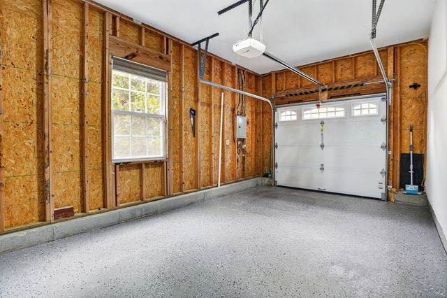 9 Grover Ln, Foxboro, MA 02035