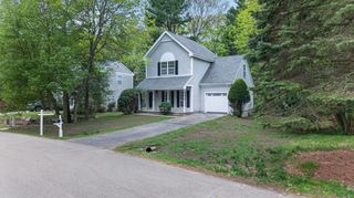 9 Grover Ln, Foxboro, MA 02035