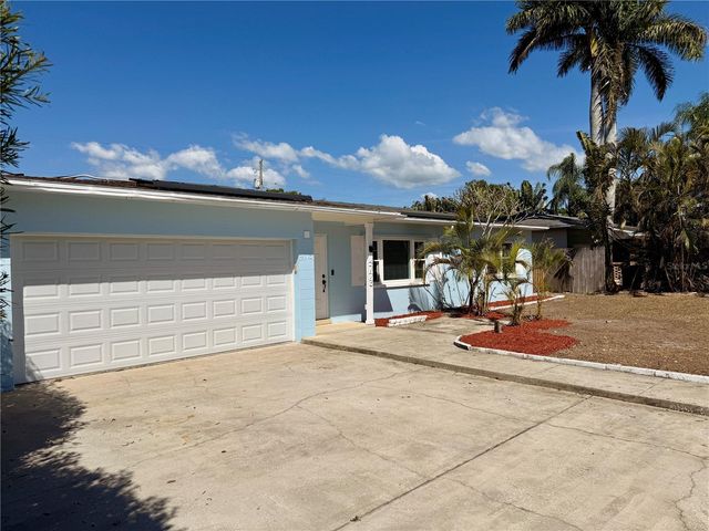 4773 56TH AVENUE N, St Petersburg, FL 33714