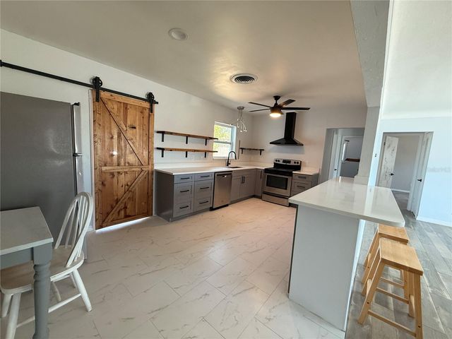 4773 56TH AVENUE N, St Petersburg, FL 33714