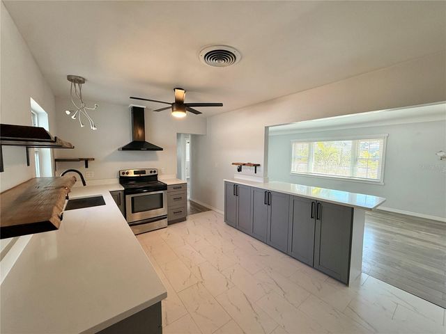 4773 56TH AVENUE N, St Petersburg, FL 33714