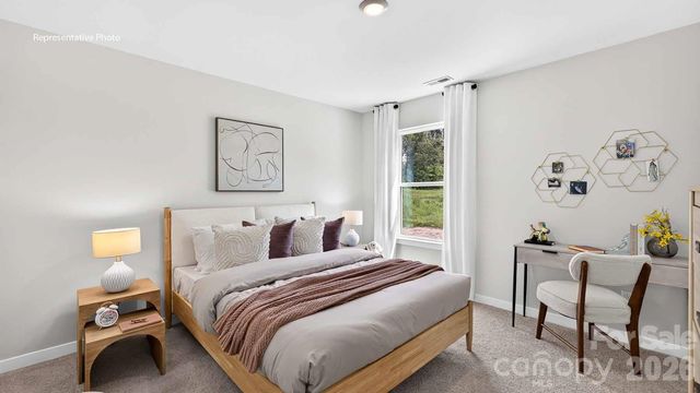 11523 Cardinal Creek Avenue, Charlotte, NC 28215