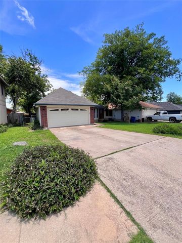 5404 China Berry RD, Austin, TX 78744
