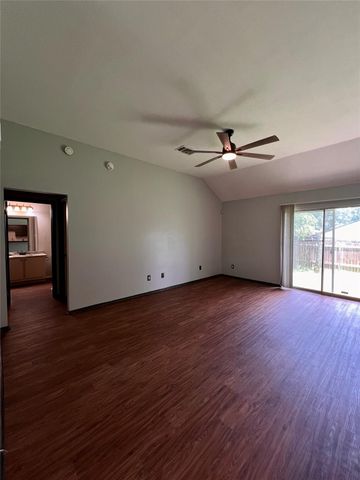 5404 China Berry RD, Austin, TX 78744