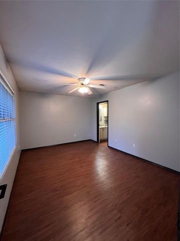 5404 China Berry RD, Austin, TX 78744