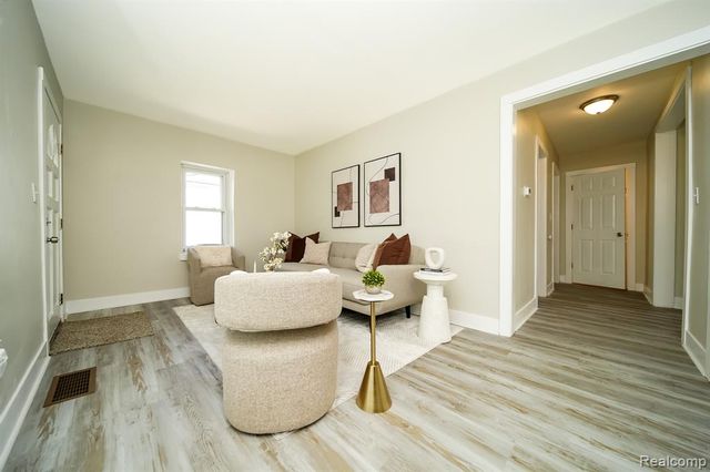 29114 Richard Street, Westland, MI 48186