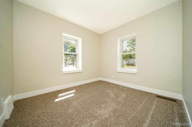 29114 Richard Street, Westland, MI 48186