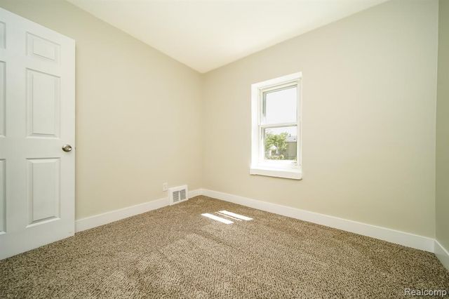 29114 Richard Street, Westland, MI 48186