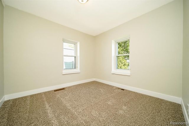 29114 Richard Street, Westland, MI 48186