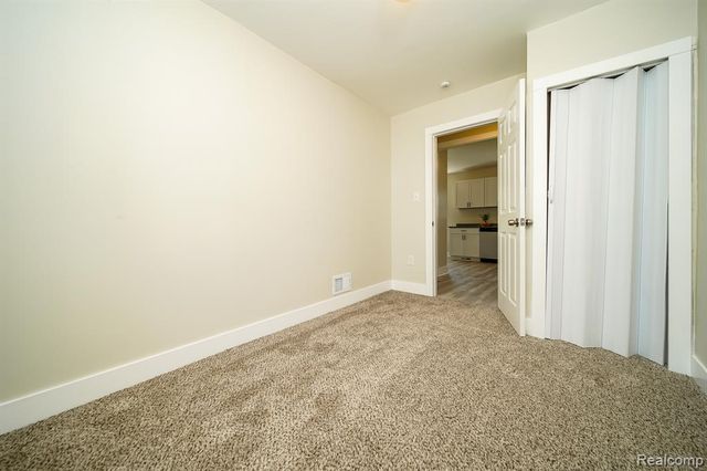 29114 Richard Street, Westland, MI 48186