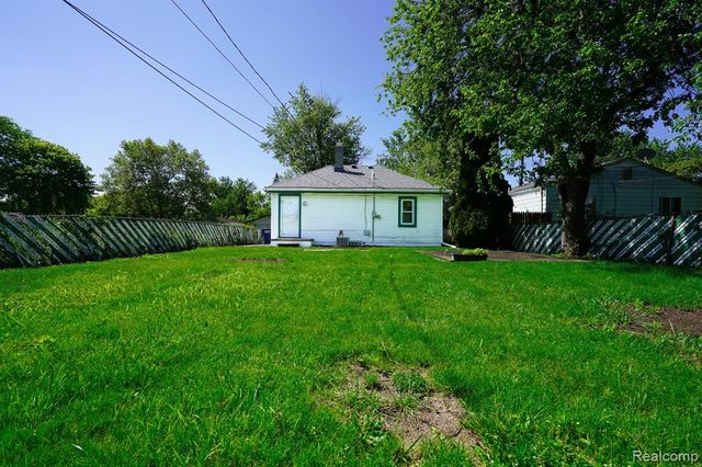 29114 Richard Street, Westland, MI 48186
