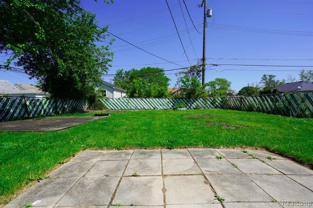 29114 Richard Street, Westland, MI 48186