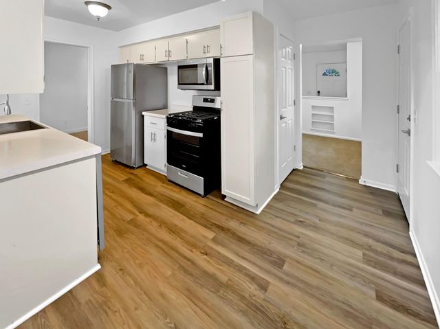 8610 31st Avenue N, Crystal, MN 55427