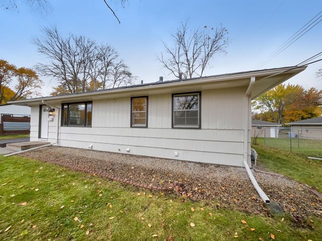 8610 31st Avenue N, Crystal, MN 55427