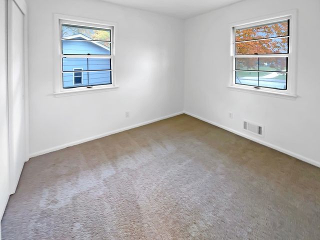 8610 31st Avenue N, Crystal, MN 55427