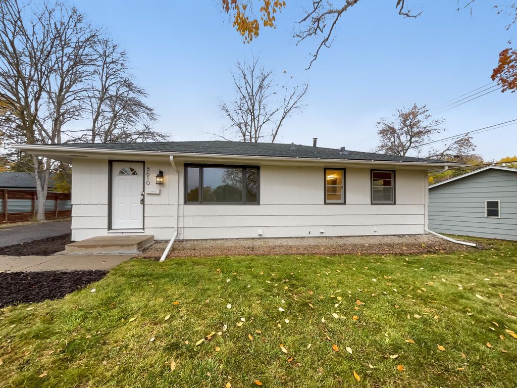 8610 31st Avenue N, Crystal, MN 55427