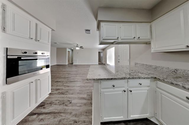 9615 Orangevale Drive, Spring, TX 77379