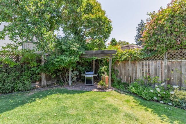 1241 Edinburgh Street, San Mateo, CA 94402