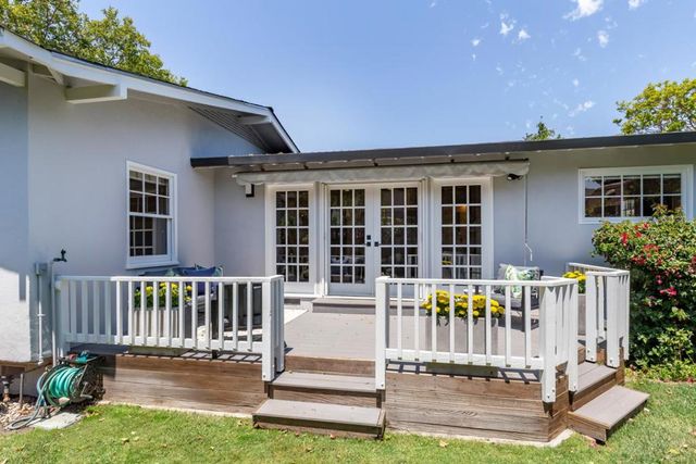 1241 Edinburgh Street, San Mateo, CA 94402