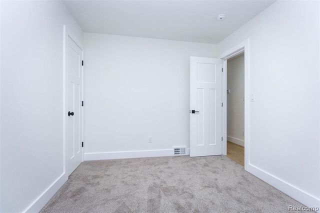 22707 Playview Street, Saint Clair Shores, MI 48082