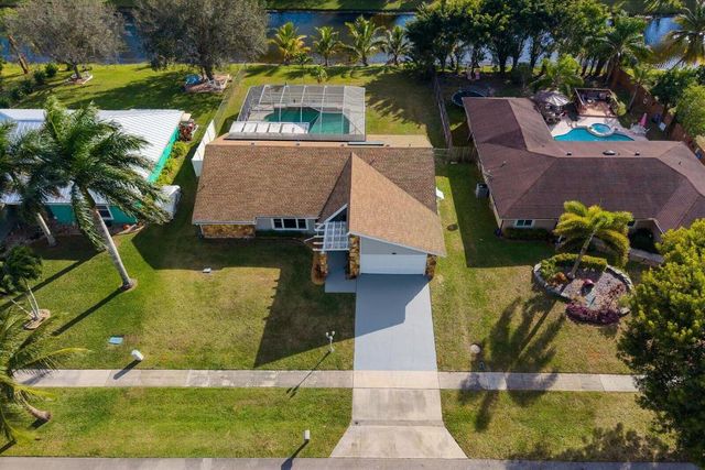 218 Las Palmas Street, Royal Palm Beach, FL 33411