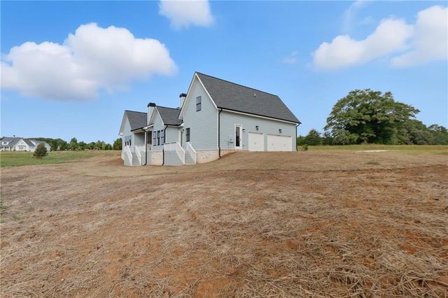 97 Old Town Road, Dacula, GA 30019